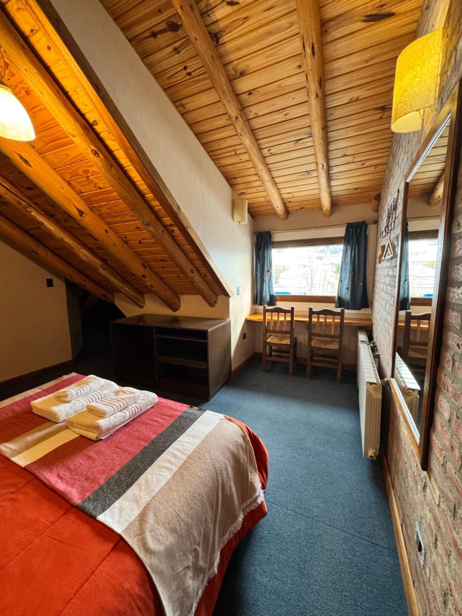 エル・チャルテン Patagonicus Bed & Breakfast エクステリア 写真